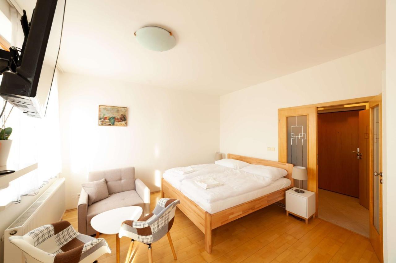 Vitkov Park Apartment Прага Экстерьер фото